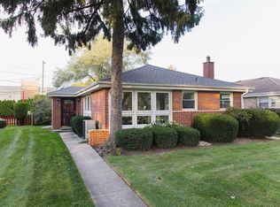 4440 Palma Pl, Skokie, IL 60076