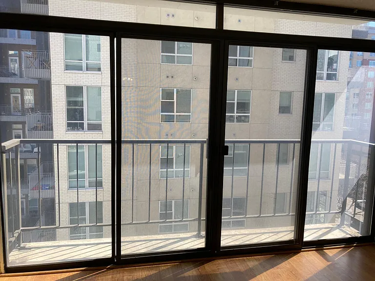 2 Adams St #909 — Photo 10