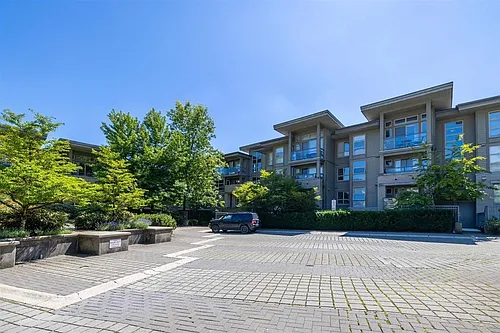 9339 University Cres #316 Photo 1
