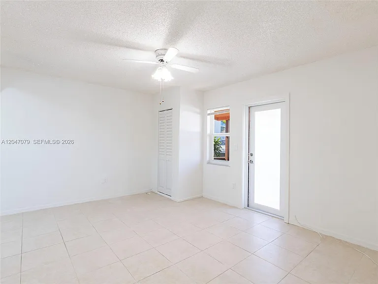 3360 SW 6th St #TOP — Photo 10