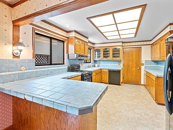5th image of 961 Mcnear Avenue