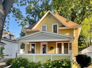 720 W Commercial St, Appleton, WI 54914