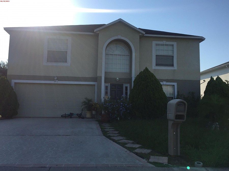1st image of 652 Lobelia Dr