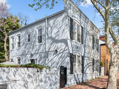 1654 34th St NW, Washington, DC, 20007