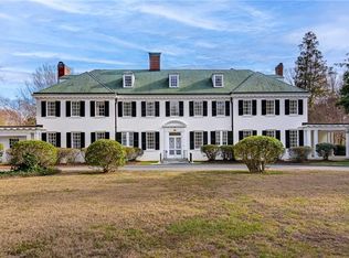 2900 Country Club Rd, Winston Salem, NC 27104