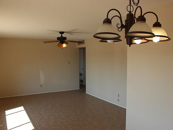 3rd image of 1234 E Elton Ave