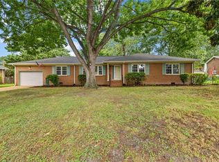 617 Rolleston Ct, Virginia Beach, VA 23464