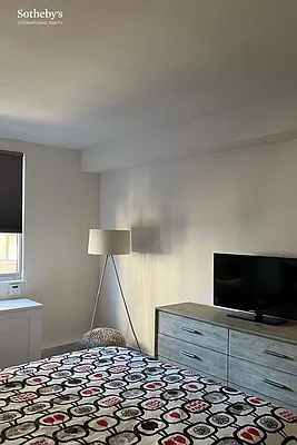 Rented by Sotheby's International Realty | media 29