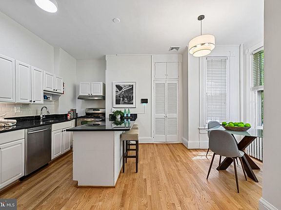5th image of 123 7th St NE
