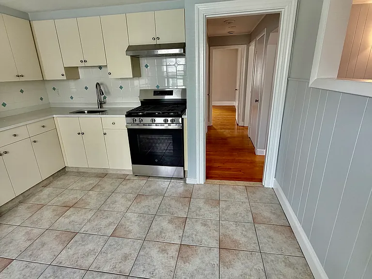78 Haddon St #1 — Photo 5
