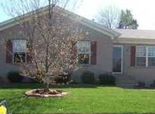 10203 Arbor Oak Dr, Louisville, KY 40229
