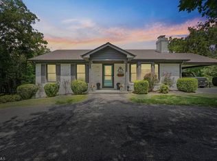 7123 Strawberry Rd, Summerfield, NC 27358