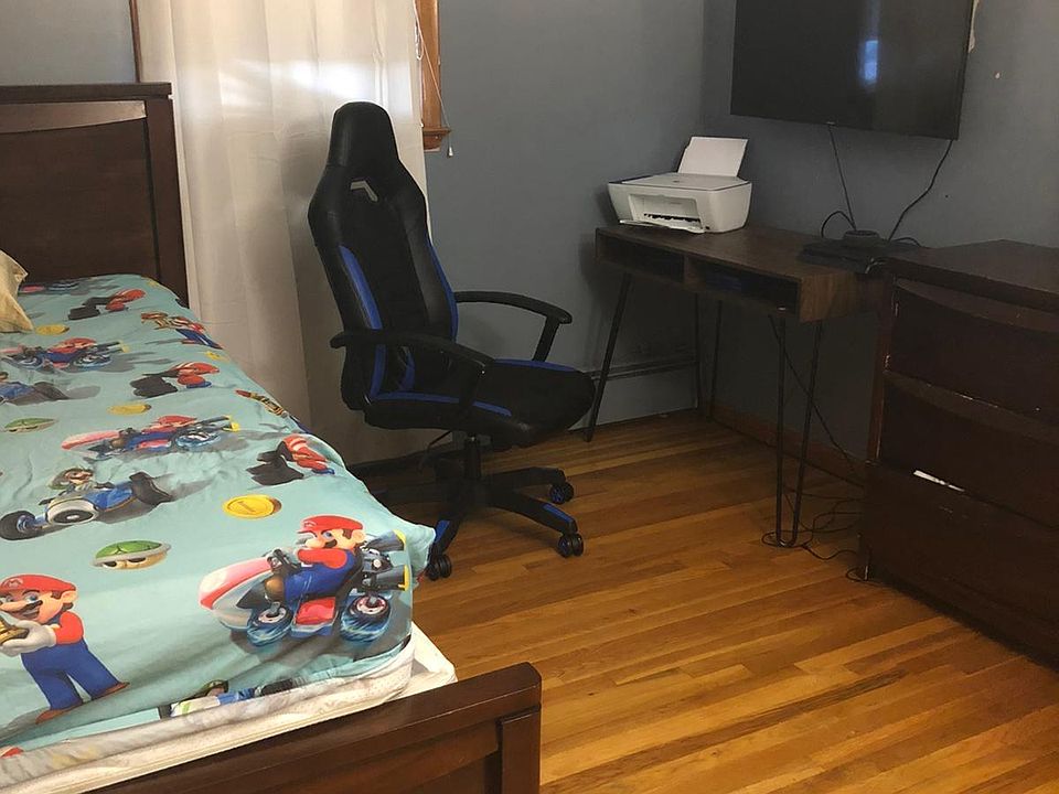 1st image of 123 Highland Ave Unit 4