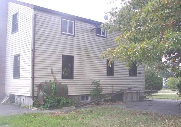 2nd image of 34 Williams Ave