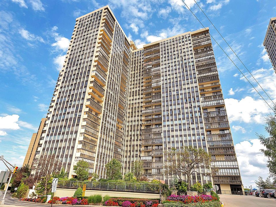 1st image of 300 Winston Dr APT 1112