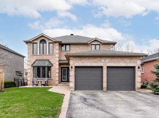 10 Silvercreek Cres, Barrie, ON L4N 0Z8