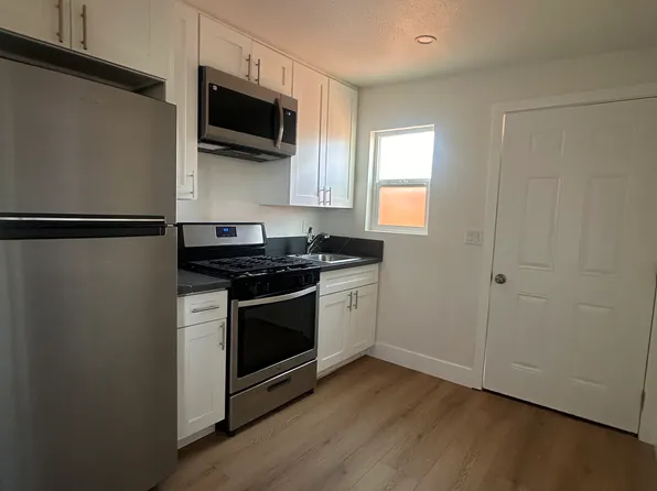 623 Parkbrook St, Spring Valley, CA 91977