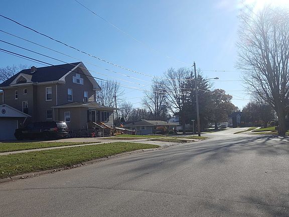 4th image of 616 NW 1st Ave