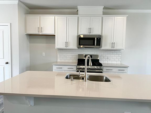 5th image of 2505 Kasota Ln