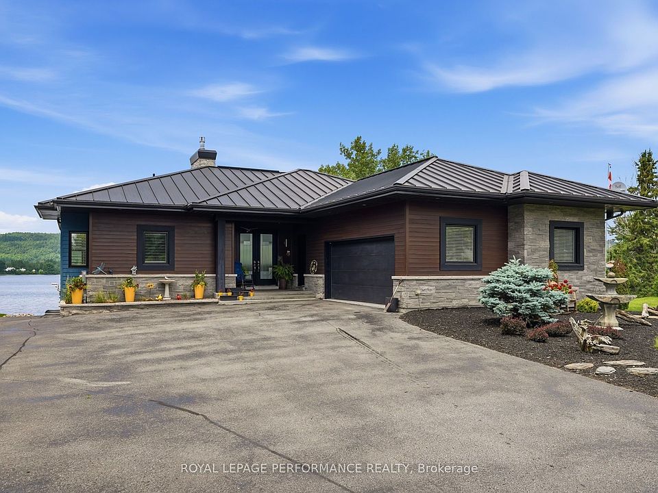 1st image of 263 Du Domaine Rd