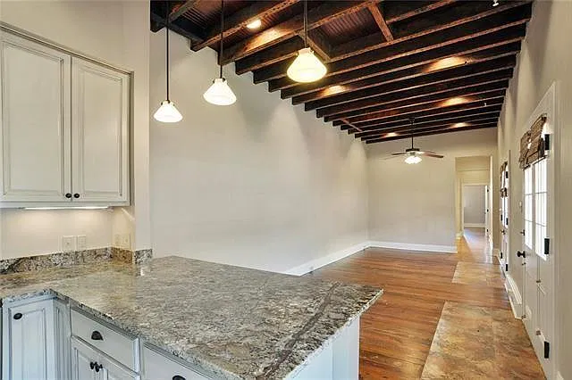 1 bed, 1.0 bath, 695 sqft, $1,850 — Photo 4