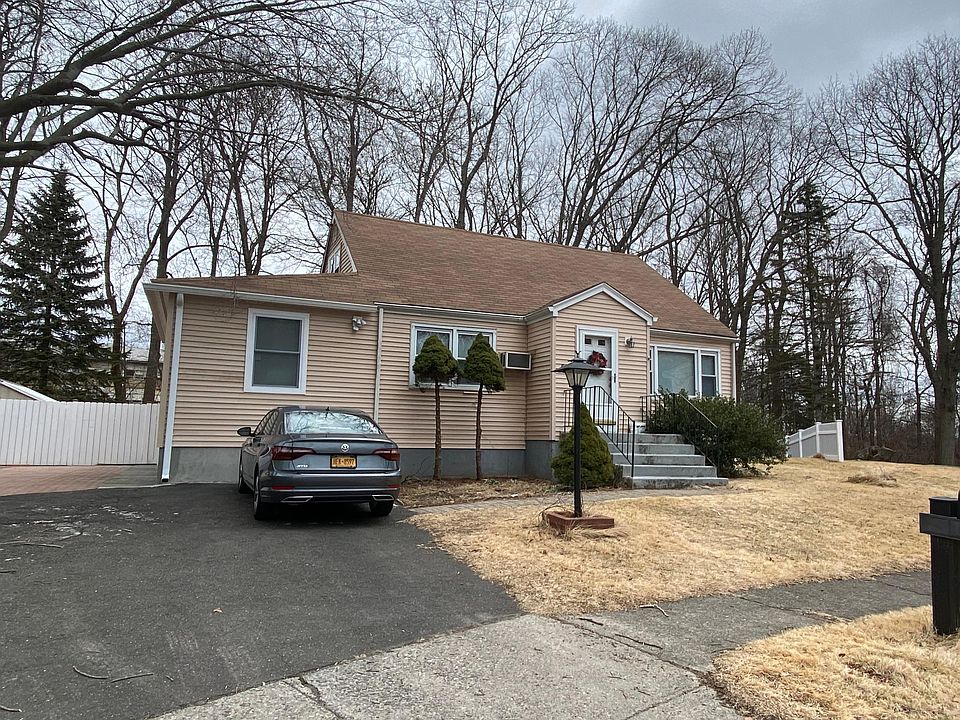2nd image of 55 Tina Cir