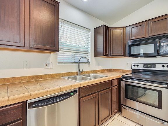 5th image of 10913 W Wilshire Dr