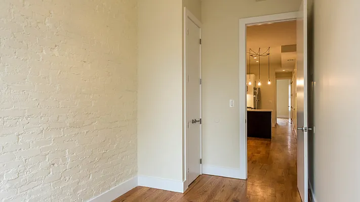 Rented by Nooklyn NYC LLC | media 32