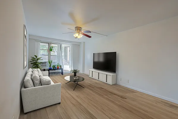 Sold by Keller Williams Realty Landmark II | media 4