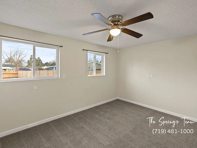 210 Kilmer Ct — Photo 32