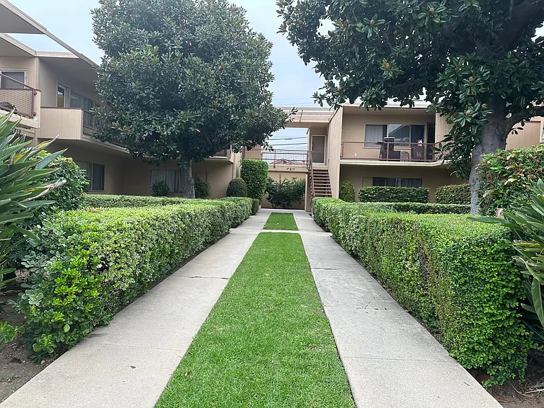 2815 W Ramona Rd — Photo 8