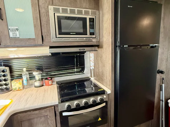 201 E 61st St, Odessa, TX 79762
