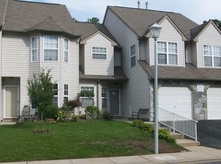 2304 Grassy Hollow Dr, Toms River, NJ 08755
