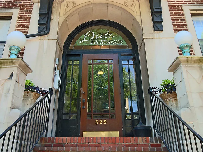 Grand and Dale Apartments — Photo 21