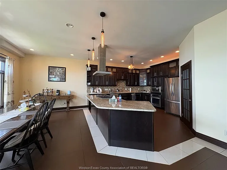 236 Shoreview Ct — Photo 19