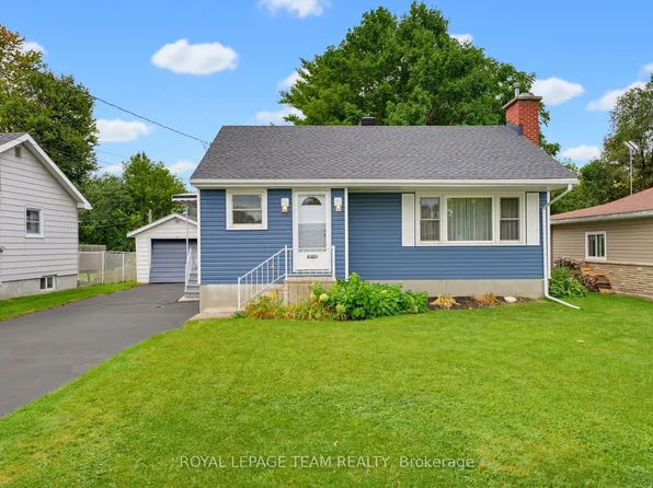 28 Catherine St, Smiths Falls, ON K7A 4A2