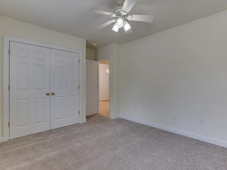 955 Poquoson Ave — Photo 22