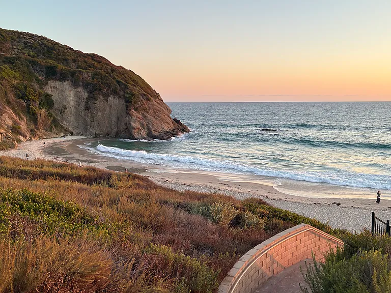 Strands Beach nearby