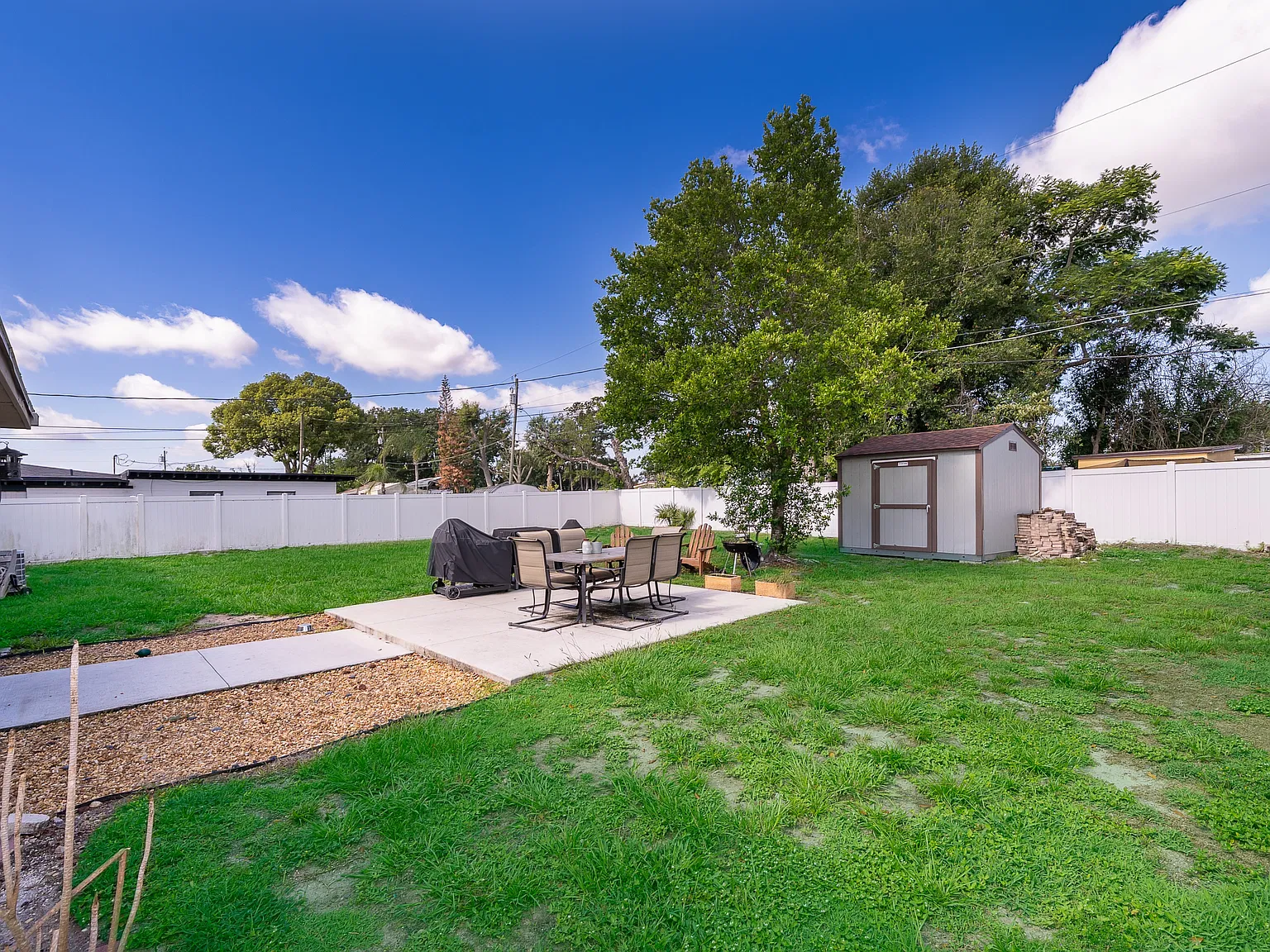 1624 Hollis Drive - 1 — Photo 3