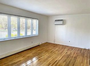 93-03 71st Ave #1F, Forest Hills, NY 11375