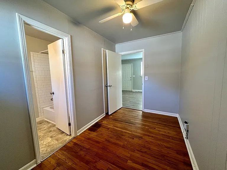 1635 Evelyn Ave #B — Photo 13