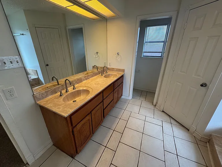 1940 Willow Vale Dr — Photo 18