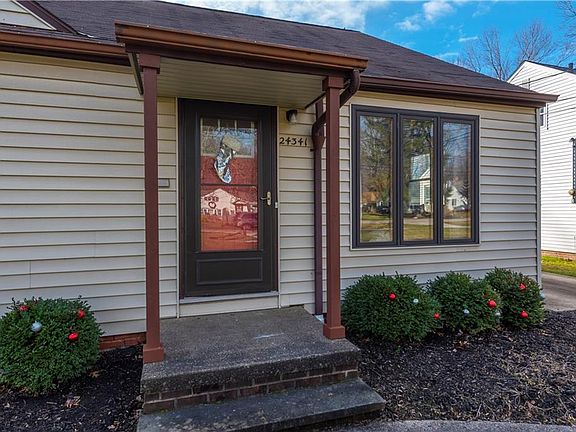 2nd image of 24341 Hedgewood Ave