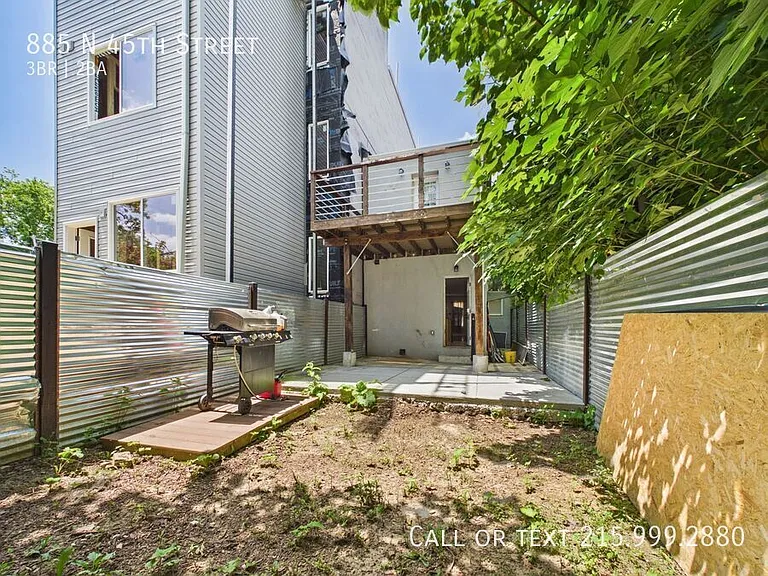 885 N 45th St — Photo 20