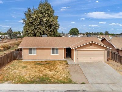 1346 Davis St, Hanford, CA, 93230