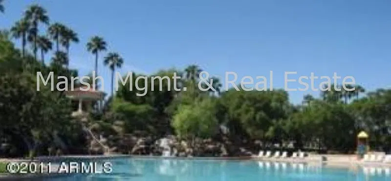 Beautiful 3 bedroom home located Gilbert in the Val Vista Lakes Community! — Photo 2