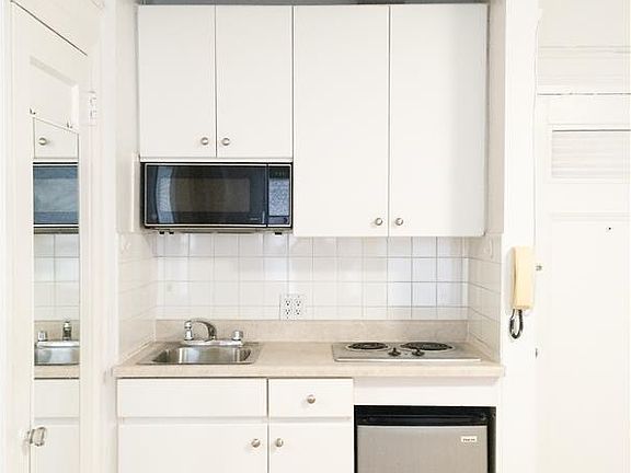 4th image of 304 E 41st St APT 1407A