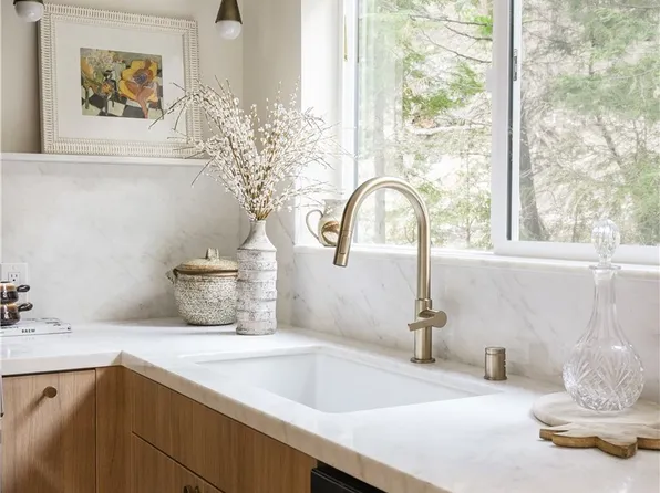 27824 Fern Dell Rd, Lake Arrowhead, CA 92352