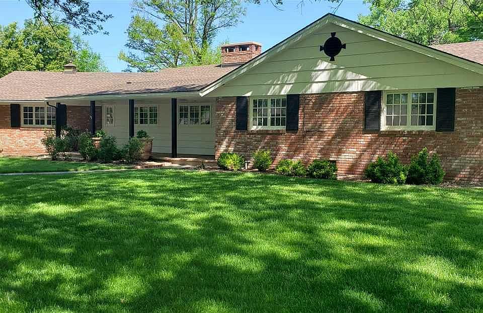 1st image of 206 Countryside Dr