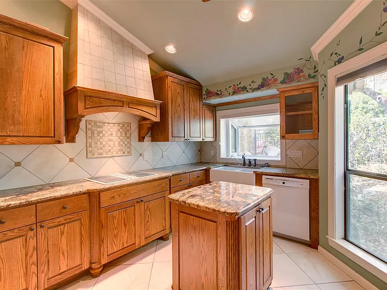 6411 Five Acre Wood St — Photo 2